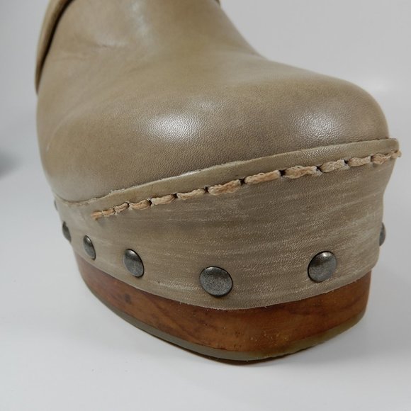 Free People Gray Leather Clogs - Picture 4 of 10